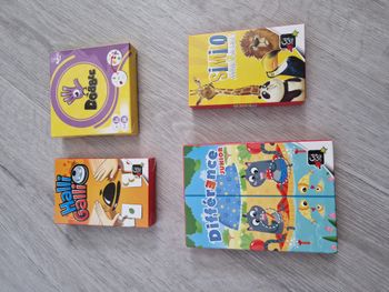 Lot de 4 jeux de cartes