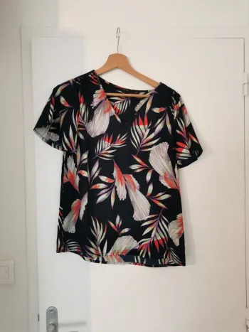 Blouse/t-shirt fleuris