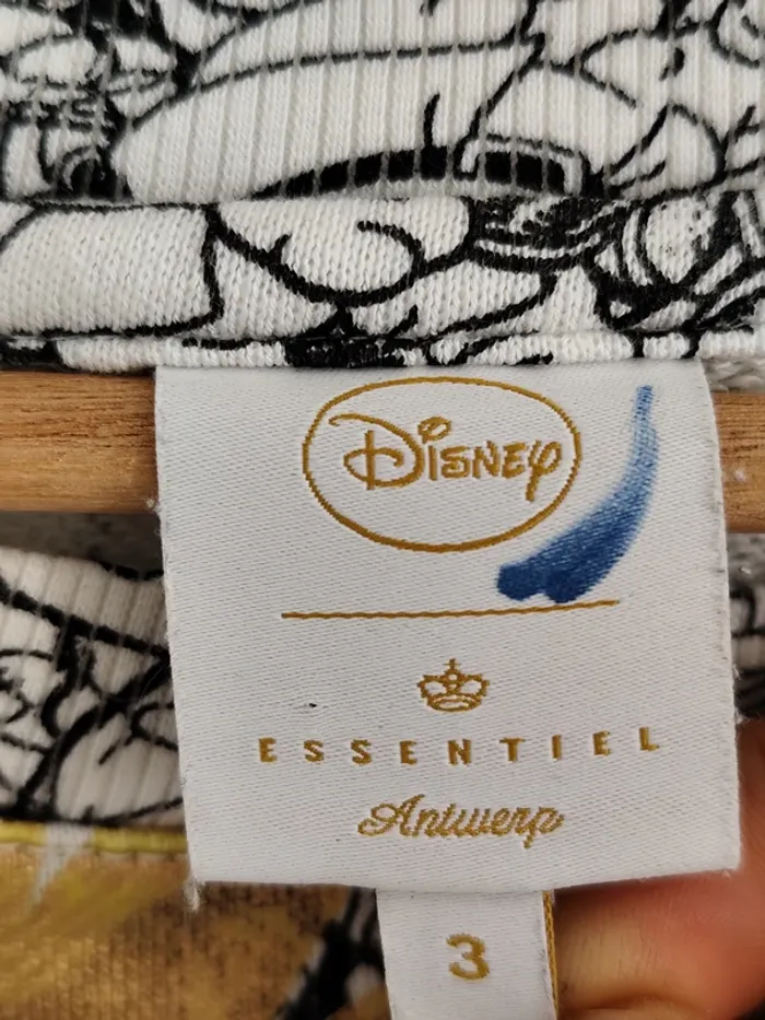 Beau pull Essentiel Antwerp édition limitée Disney Blanche Neige M - photo numéro 7