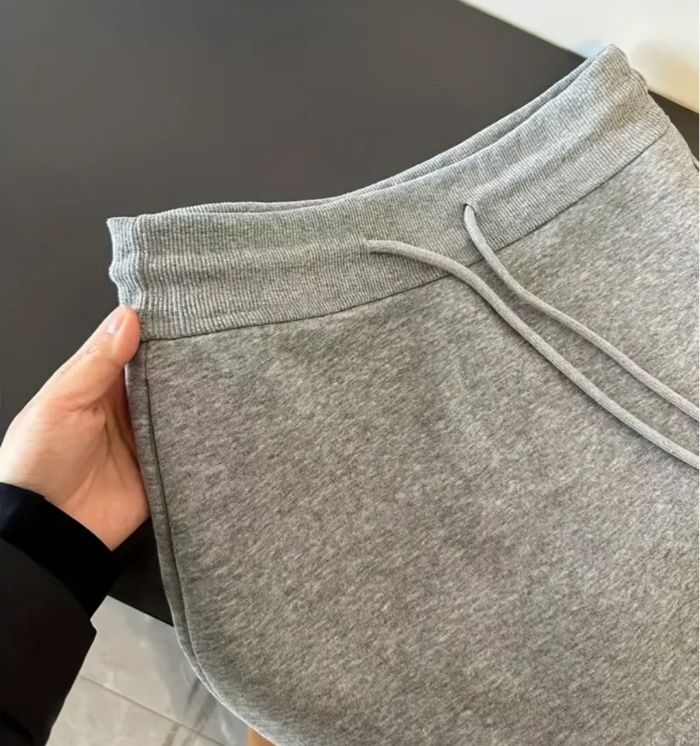 Mini jupe de sport - photo numéro 3