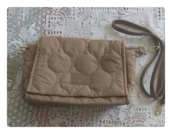 Set sac et pochette beige matelassé - élégance minimaliste, neuf