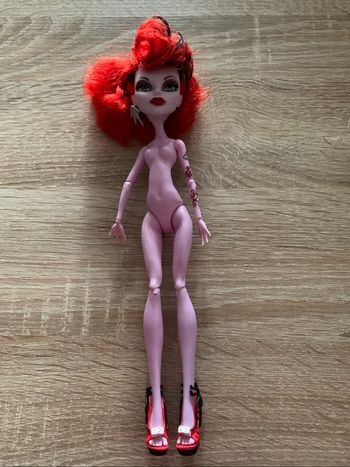 Poupée Monster High operetta
