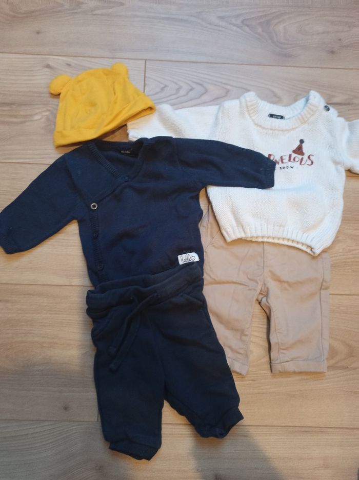 Lot vêtements garçon 1 mois - photo numéro 7