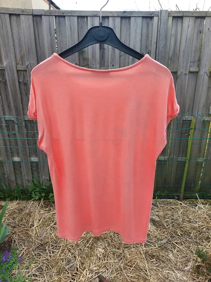 Tee-shirt - photo numéro 2