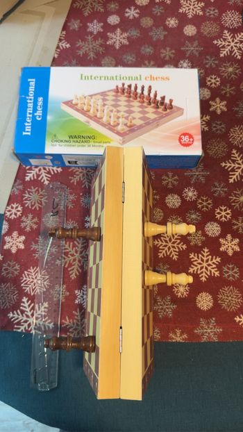 Échiquier en bois aimanté – Jeu d’échecs neuf