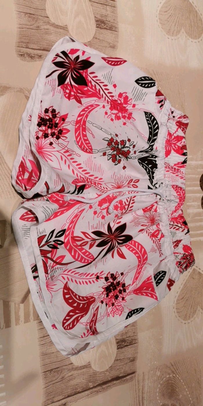 Short de plage - photo numéro 3