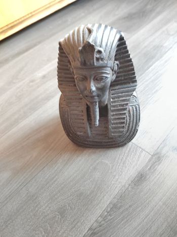 Statuette pharaon 