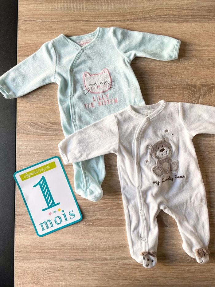 Lot de 2 pyjamas t.56cm