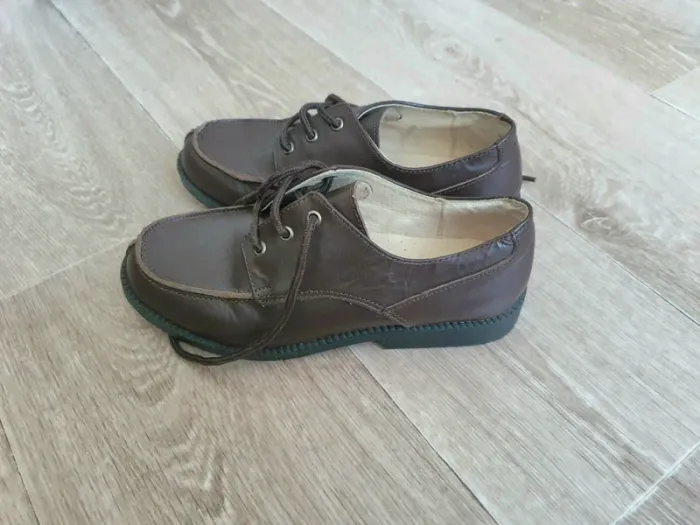 Chaussures de cérémonie marrons taille 34 - photo numéro 3