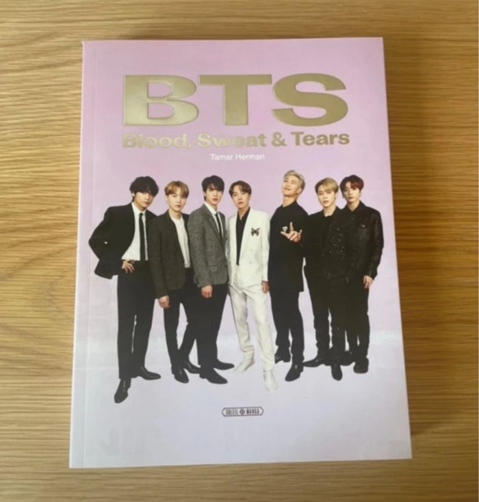 Livre de BTS – Blood, Sweat & Tears