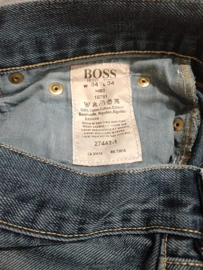 C58 jeans bleu Hugo Boss W34 - photo numéro 5