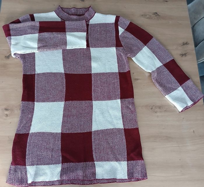 Robe pull / robe grossesse à carreaux bordeaux