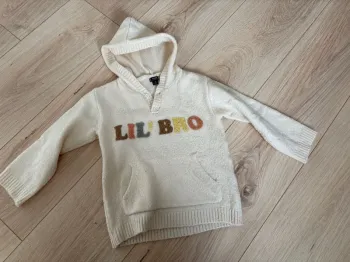 Pull à capuche 36 mois
