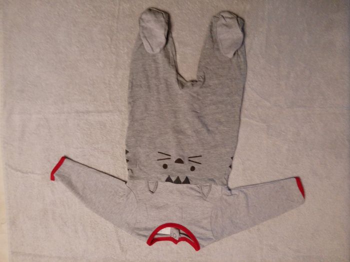 Pyjamas Obaïbi 6 mois (réf perso C1)(familleac72)