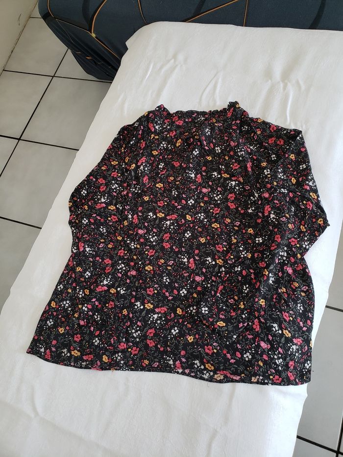 Blouse manches longues fleuries - photo numéro 5