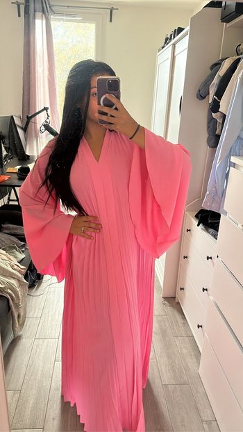 Robe plissée style Dubaï Rose