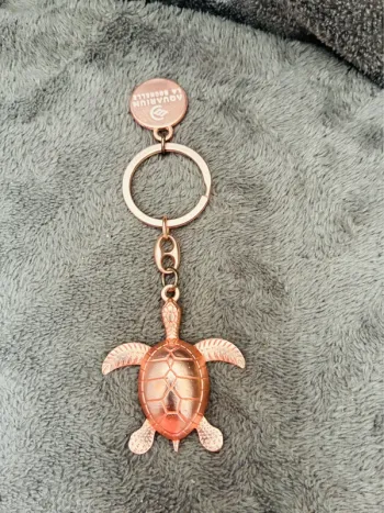 Porte clefs métal tortue