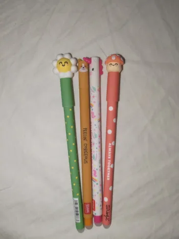 Lot de 2 stylos effaçables Legami et 2 stylos effaçables Mr Wonderful