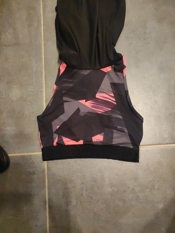 Top dos croisé avec brassière inclus / sport - photo numéro 3