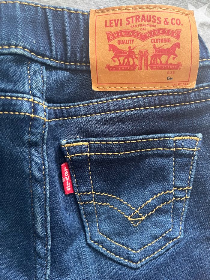 Ensemble Levî’s 6 mois - photo numéro 4