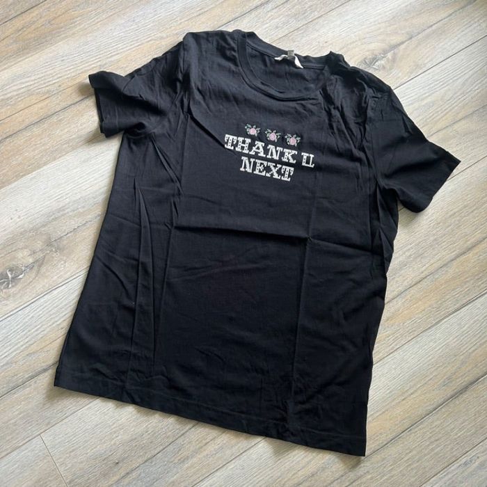T-shirt thank u next
