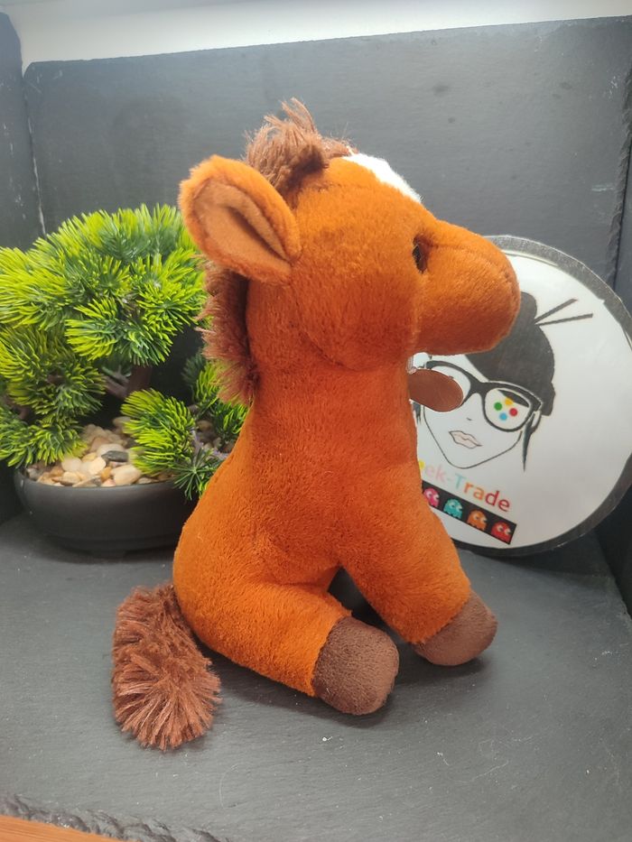 Decar2 Peluche Cheval Morbidelli lallo marron peluche blanc assis Decar 2 Doudou - photo numéro 2