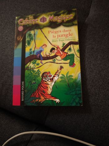 Pièges dans la jungle (La Cabane Magique)