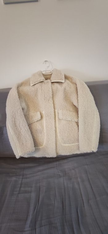 Manteau court bouclette