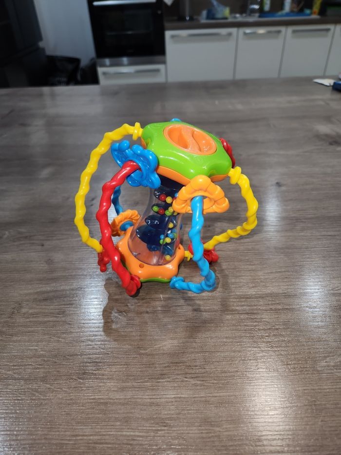 Balle d'activités bébé