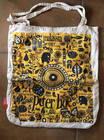 Sac cabas  fantaisie  en tissu  Terima Kasih Malaysia en  parfait  état