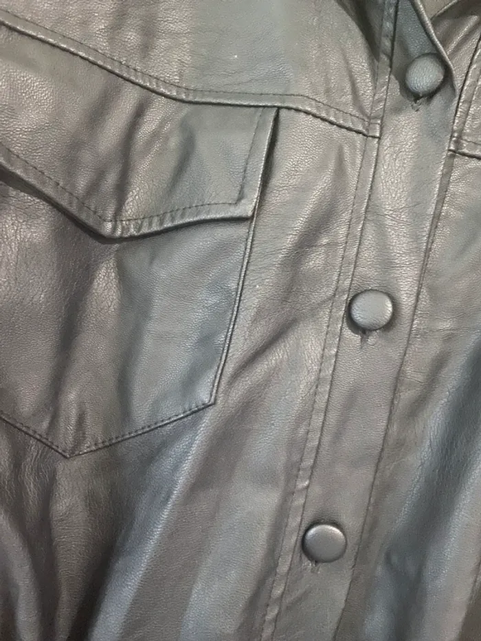 Robe simili cuir noire - photo numéro 4