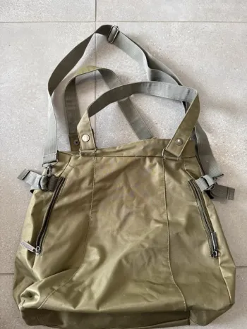 Sac fourre tout vert, très bon état, 30x30cm