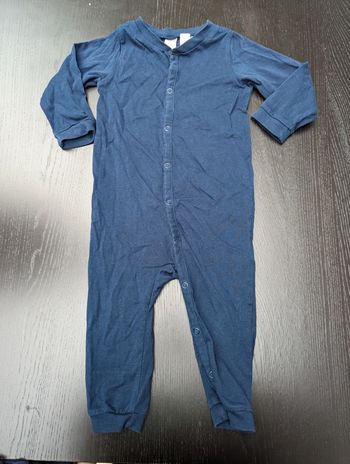 Combinaison/ pyjama bleu marine léger 9-12 mois