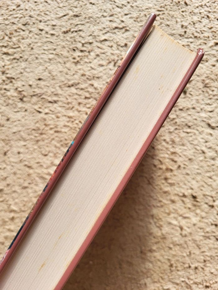 Livre Les bals de Versailles de Michel Peyramaure - photo numéro 3