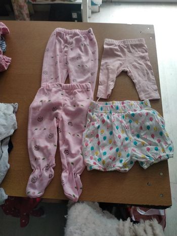 Lot de vêtements bébé