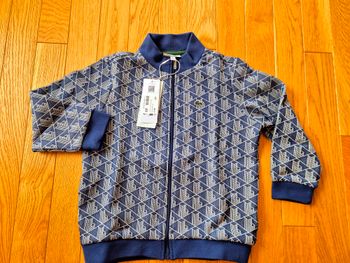 Veste Enfant "Lacoste" Monogramme Taille 6 ans neuf sous blister 100 % coton organique.