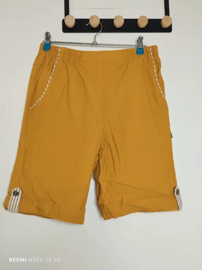 Très beau short Celia taille 3