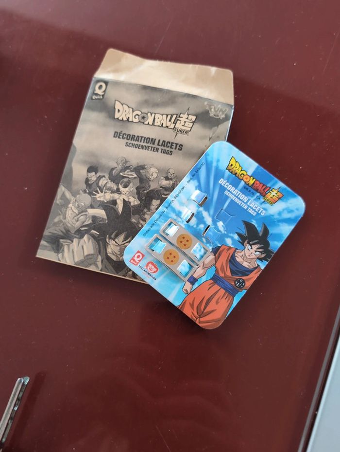 Décoration lacets dragon ball super neuf