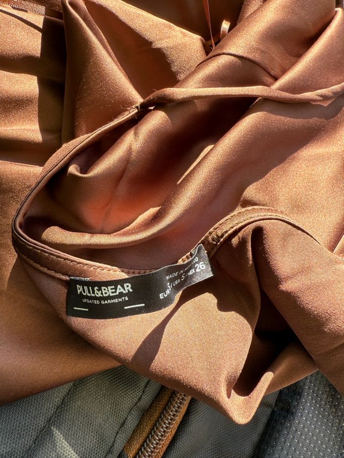 Robe chic satinée - photo numéro 9