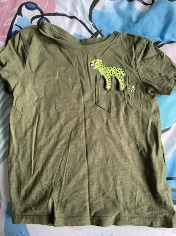 T shirt kaki 98 cm