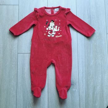 Pyjama rouge Minnie. Fille 6 mois. Marque Disney