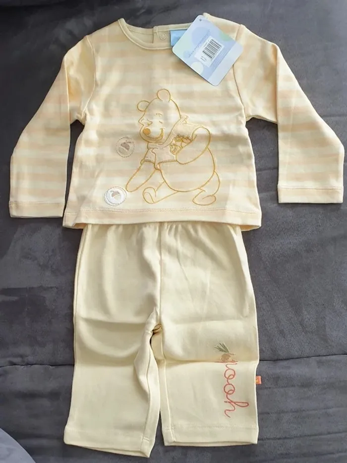 Pyjama Winnie Disney l'ourson 6 mois