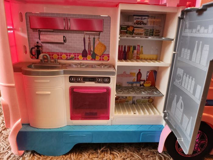 Camping-car Barbie - photo numéro 9