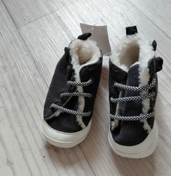 Chaussures fourres Kiabi, 9 12 mois, neuves