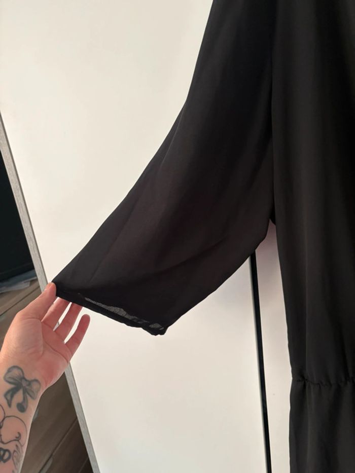 Robe noire - photo numéro 3