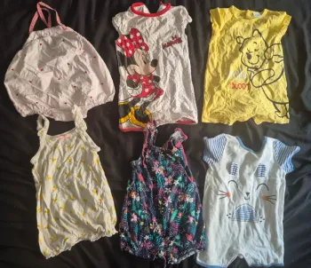 Lot barboteuse / grenouillère bébé fille 12 mois