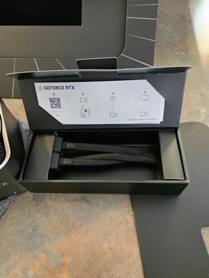 Carte graphique NVIDIA GeForce RTX 4090 Founders Edition 24 Go GDDR6X - photo numéro 7