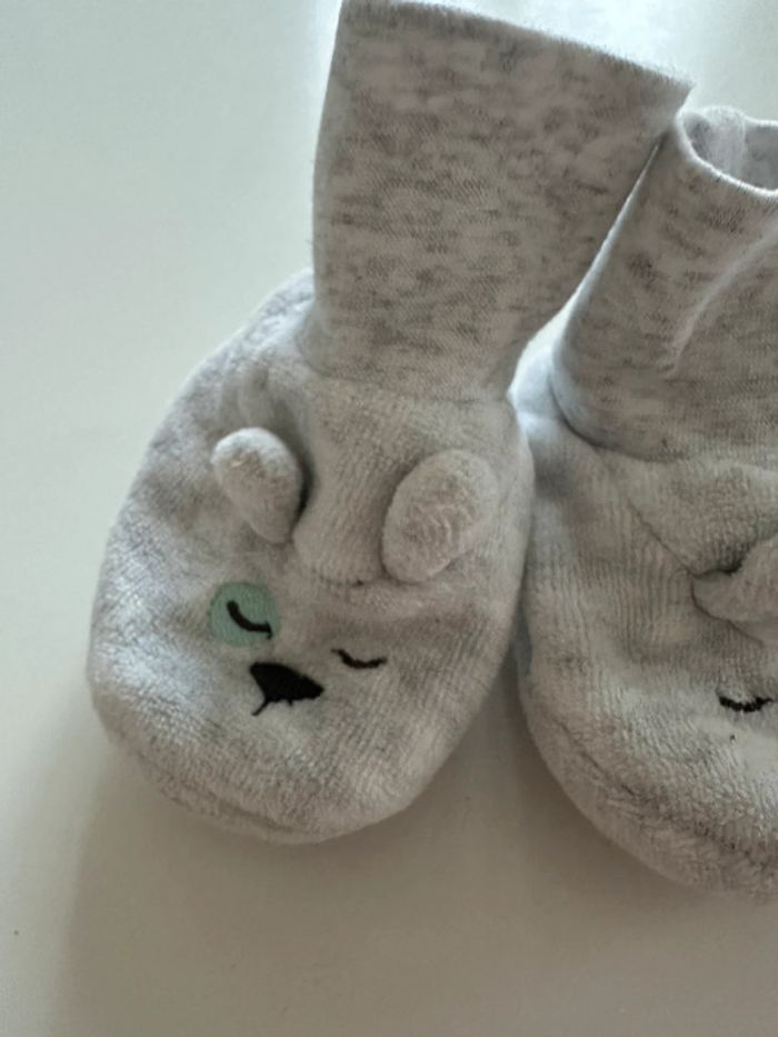 Chaussons montants bébé - 1/3 mois - photo numéro 2