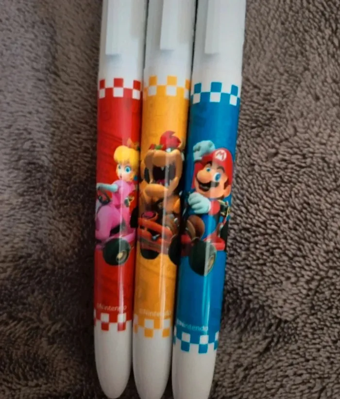 Stylos bic 4 couleurs Mario kart - photo numéro 2