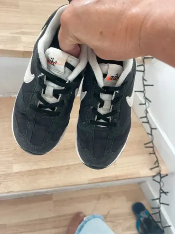Basket Nike en tbeg t 32 - photo numéro 2